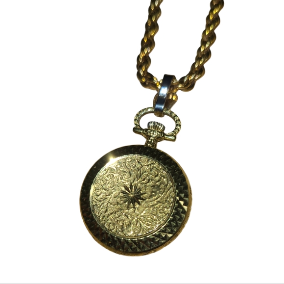 VINTAGE CARAVELLE WATCH PENDANT NECKLACE SWISS GOLD TONE 14.5IN WOMENS - Picture 8 of 10